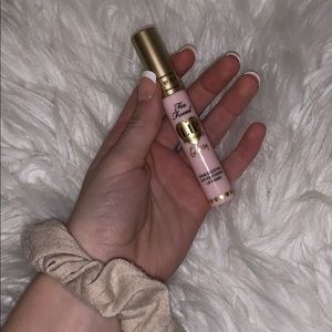 TOO FACED: Lip insurance primer. NEVER BEEN USED